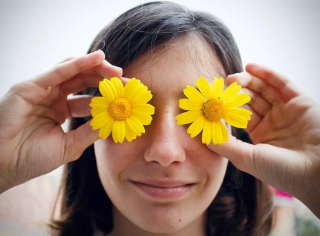 4 αλλαγές στη ρουτίνα ομορφιάς εν όψει άνοιξης