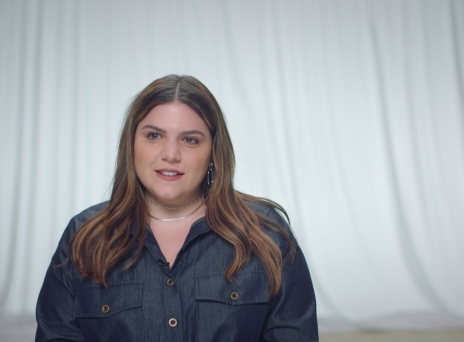 Η Δανάη Μπάρκα στην καμπάνια του Dove