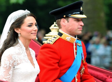 Ο πρίγκιπας Ουίλιαμ και η Κέιτ Μίντλετον στον γάμο τους