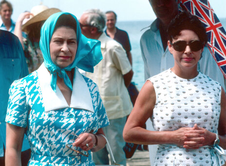 Η βασίλισσα Ελισάβετ και η πριγκίπισσα Μαργαρίτα στο νησί Μιστίκ, 1977