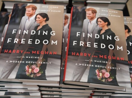 Ο Πρίγκιπας του Σάσσεξ Χάρι με την σύζυγό του Μέγκαν Μαρκλ©EPA/NEIL HALL