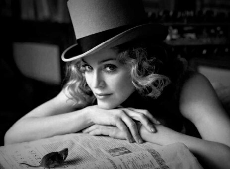 H Madonna σε ασπρόμαυρη φωτογραφία © YouTube