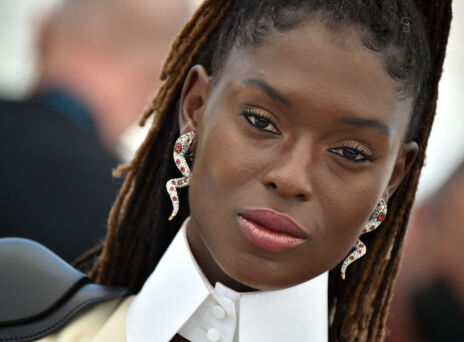 Κοσμήματα αξίας 10.000 ευρώ έκαναν φτερά στις Κάννες