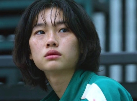 Η Ho Yeon Jung από το Παιχνίδι του Καλαμαριού στη Louis Vuitton