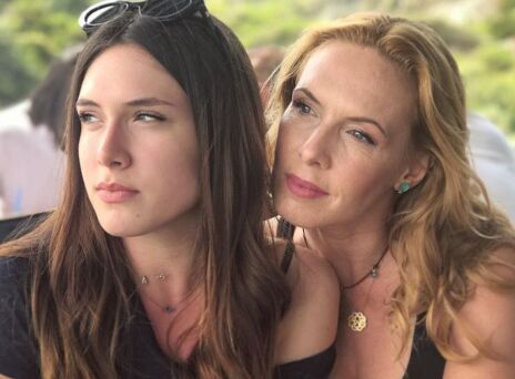 Αφροδίτη Λιάντου - Εβελίνα Παπούλια