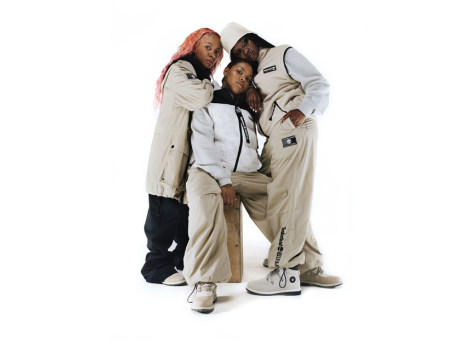 Η Tommy Hilfiger και η Timberland δοξάζουν τα 90s 