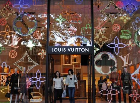 Κατάστημα της Louis Vuitton © EPA Pool   
