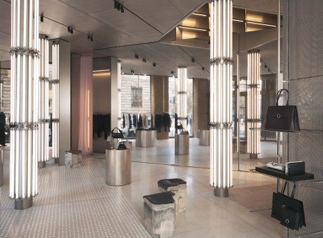palazzo_trussardi_store_merch