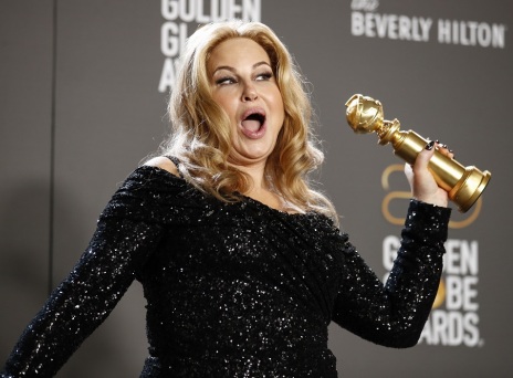 Η Jennifer Coolidge. 