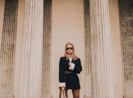 Πώς να ισιώσετε τα μαλλιά σας χωρίς να τα καταστρέψετε