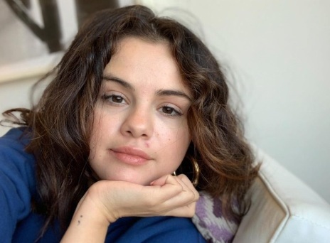 Η απάντηση της Σελένα Γκόμεζ στα σχόλια για την αύξηση βάρους από τα φάρμακα για το αυτοάνοσό της - Κατακεραυνώνει την τακτική του body shaming. 