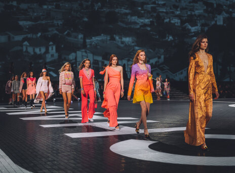 Μοντέλα στην επίδειξη Chanel