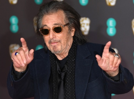 Αλ Πατσίνο: Έγινε πατέρας για τέταρτη φορά στα 83 του ο διάσημος ηθοποιός - Η 29χρονη σύντροφός του Νουρ Αλφάλαχ γέννησε αγόρι, το οποίο ονομάστηκε Ρομάν.