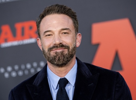 Μπεν Άφλεκ: Έκλεισε τα 51 του χρόνια και είναι ευτυχισμένος ο διάσημος Αμερικανός ηθοποιός - Οι ευχές της Τζένιφερ Λόπεζ στον σύζυγό της.