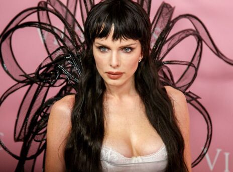 Τζούλια Φοξ: Κυκλοφόρησε τα απομνημονεύματά της - Τι εξομολογείται η ιταλοαμερικανίδα ηθοποιός για τη ζωή και τις σχέσεις της.