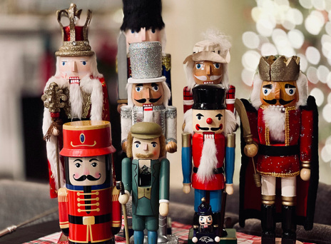 23o Διεθνές Χριστουγεννιάτικο Bazaar στο Παλιό Αμαξοστάσιο