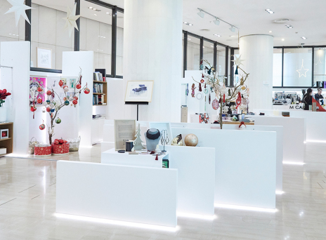 Ψωνίζουμε δώρα από το shop του Μεγάρου