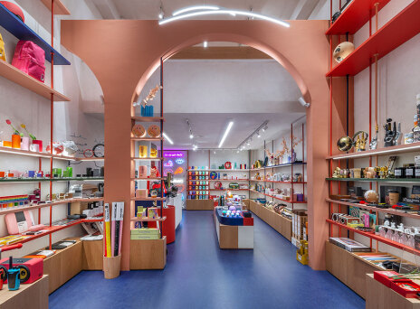 WATobject στο Κολωνάκι 