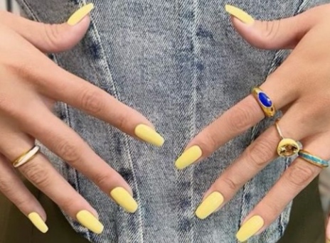 Butter nails: To παστέλ nail trend που κυριαρχεί την φετινή άνοιξη 