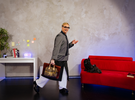 #AseMeTora: Ο Λάκης Γαβαλάς παρουσιάζει το πρώτο του fashion channel στο YouTube