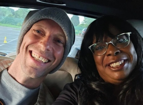 Coldplay: Η καλή πράξη του Κρις Μάρτιν σε θαυμάστριά του 