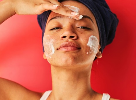 Garnier: Αντηλιακή προστασία προσώπου και σώματος