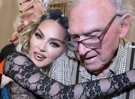 Μαντόνα: Το τρυφερό μήνυμα για τον πατέρα της που έγινε 93 ετών