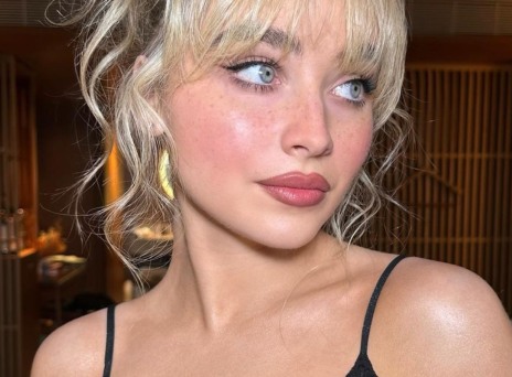 Boyfriend Blush: Η νέα τεχνική στο μακιγιάζ 