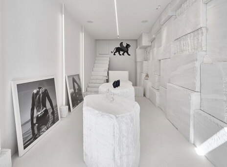 Sculpture σημαίνει καλοκαίρι