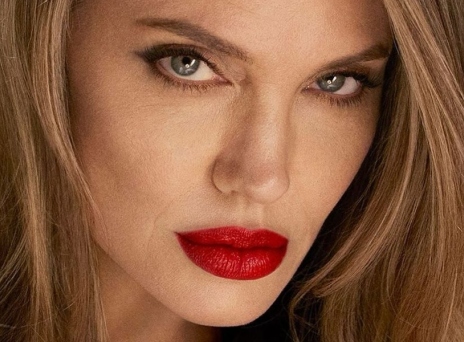 Αντζελίνα Τζολί: Η νέα ambassador του οίκου Tom Ford Beauty