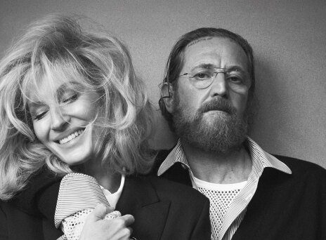 Ο Στέφανο Πιλάτι σχεδίασε για τη Zara με μούσα τη Ζιζέλ