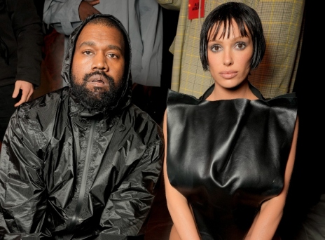 Αγωγή πρώην υπαλλήλου τους εναντίον Σενσόρι και Γουέστ 