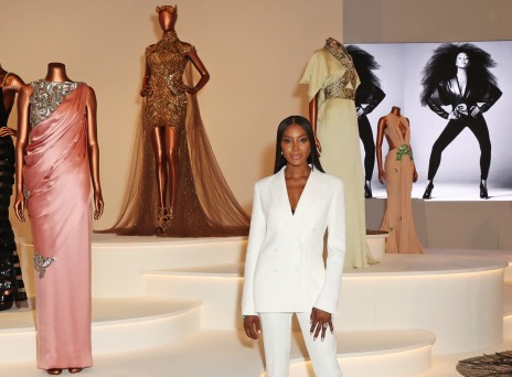 Η Ναόμι Κάμπελ γίνεται έκθεση στο Μουσείο V&A