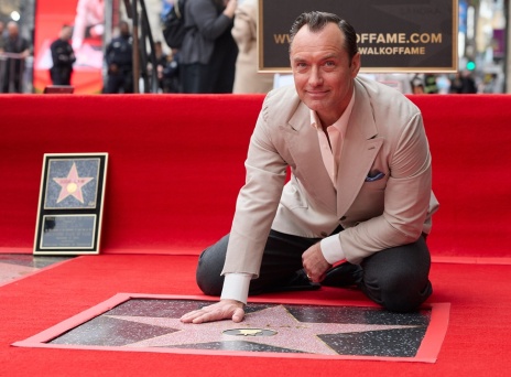 Ο Τζουντ Λο απέκτησε αστέρι στη Λεωφόρο της Δόξας 