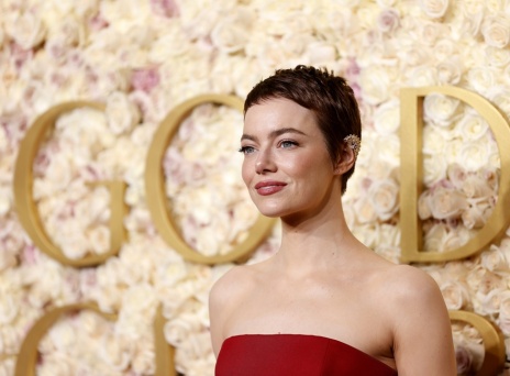 Η Έμα Στόουν με το νέο της κούρεμα