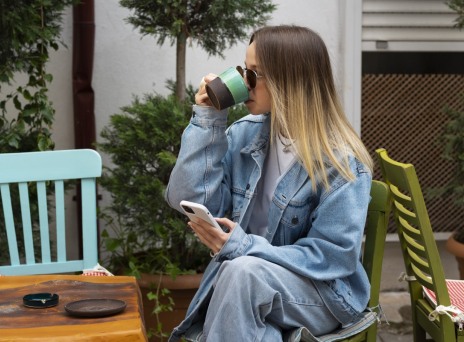 Τζιν τζάκετ: Τα σχέδια που ξεχωρίσαμε στην αγορά