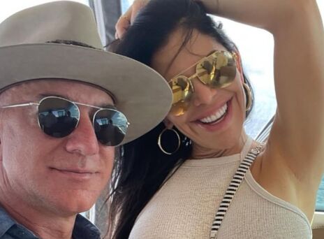 Τα πολυτελή σχέδια γάμου του Τζεφ Μπέζος και της Λόρεν Σάντσες: Μεγαγιότ αξίας 500 εκατ. δολαρίων, ξενοδοχεία 32.000 τη βραδιά και πολλά περισσότερα