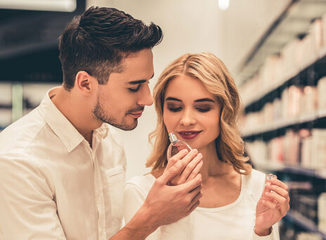 Τα 10 καλύτερα unisex αρώματα που πρέπει να δοκιμάσεις
