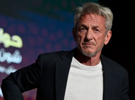 Ο Σον Πεν δήλωσε ότι «ο Ντόναλντ Τραμπ μπορεί να προσπαθήσει να καταστρέψει τον κόσμο» - Οι εκτιμήσεις του ηθοποιού για το πολιτικό κλίμα στις ΗΠΑ