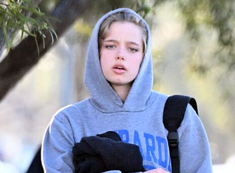 Η κόρη της Τζολί και του Πιτ, Σιλό, άλλαξε ξανά το όνομά της - Πλέον θέλει να την αποκαλούν «Shi»