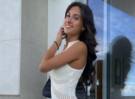 Η Αντζελίνα Σενσόρι 