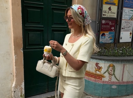 Τα 7 Microtrends & Αξεσουάρ του Καλοκαιριού 2025 που Όλες Θέλουμε να Φορέσουμε