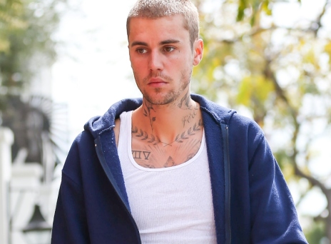 Ο Τζάστιν Μίμπερ και το υπονοούμενο περί αποτοξίνωσης 