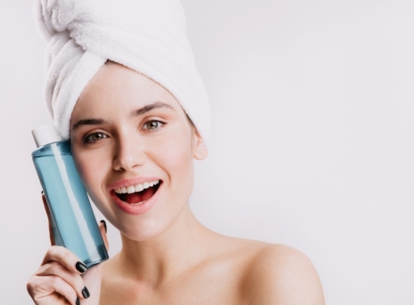 Πώς να πλένεις σωστά το πρόσωπό σου