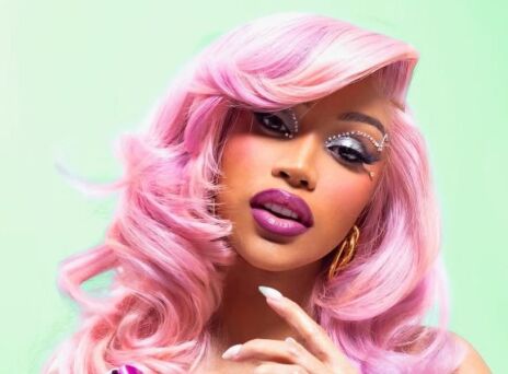 Η Cardi B ανακοίνωσε πως περιμένει το τέταρτο παιδί της με τον σύντροφό της, τον αθλητή του NFL Στέφον Ντιγκς - Τι δήλωσε για το νέο κεφάλαιο στη ζωή της