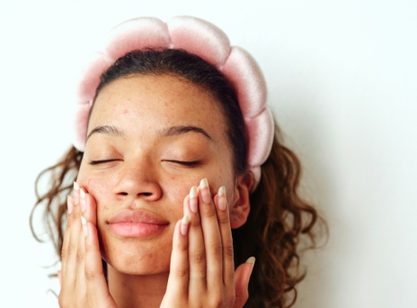 Cleansing balms: Tα 10 προιόντα που ξεχωρίσαμε στην αγορά