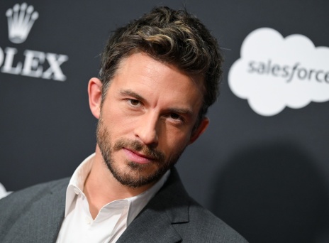 Ο Τζόναθαν Μπέιλι είναι ο πιο σέξι άνδρας για το 2025 