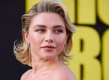 Η Φλόρενς Πιου μίλησε για τη σχέση της με τον Ζακ Μπραφ, τονίζοντας την «κακοποίηση» που δέχτηκαν λόγω της διαφοράς ηλικίας 21 ετών μεταξύ τους.