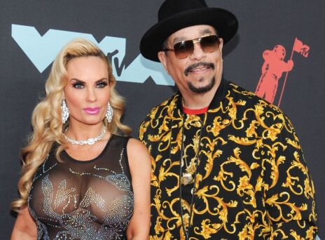 Η Κόκο Όστιν, σύζυγος του ράπερ Ice-T, θήλαζε την κόρη της μέχρι τα 6 της χρόνια - Υπερασπίστηκε την απόφασή της μιλώντας σε podcast