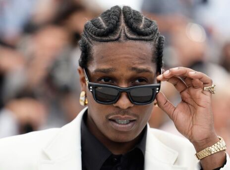 Ο ράπερ A$AP Rocky ανακοινώθηκε ως ο νέος πρεσβευτής του οίκου Chanel - Με ένα ειδικά δημιουργημένο βίντεο από τον σκηνοθέτη Μισέλ Γκοντρί
